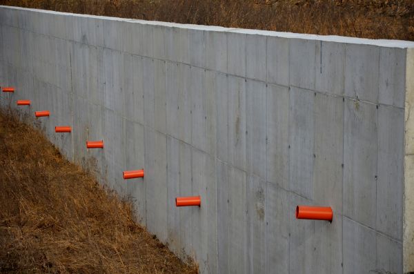 Cement Wall Pouring in San Antonio